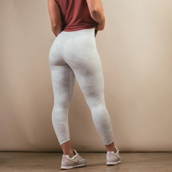 P'tula Pants - P'tula white stealth camo legging
